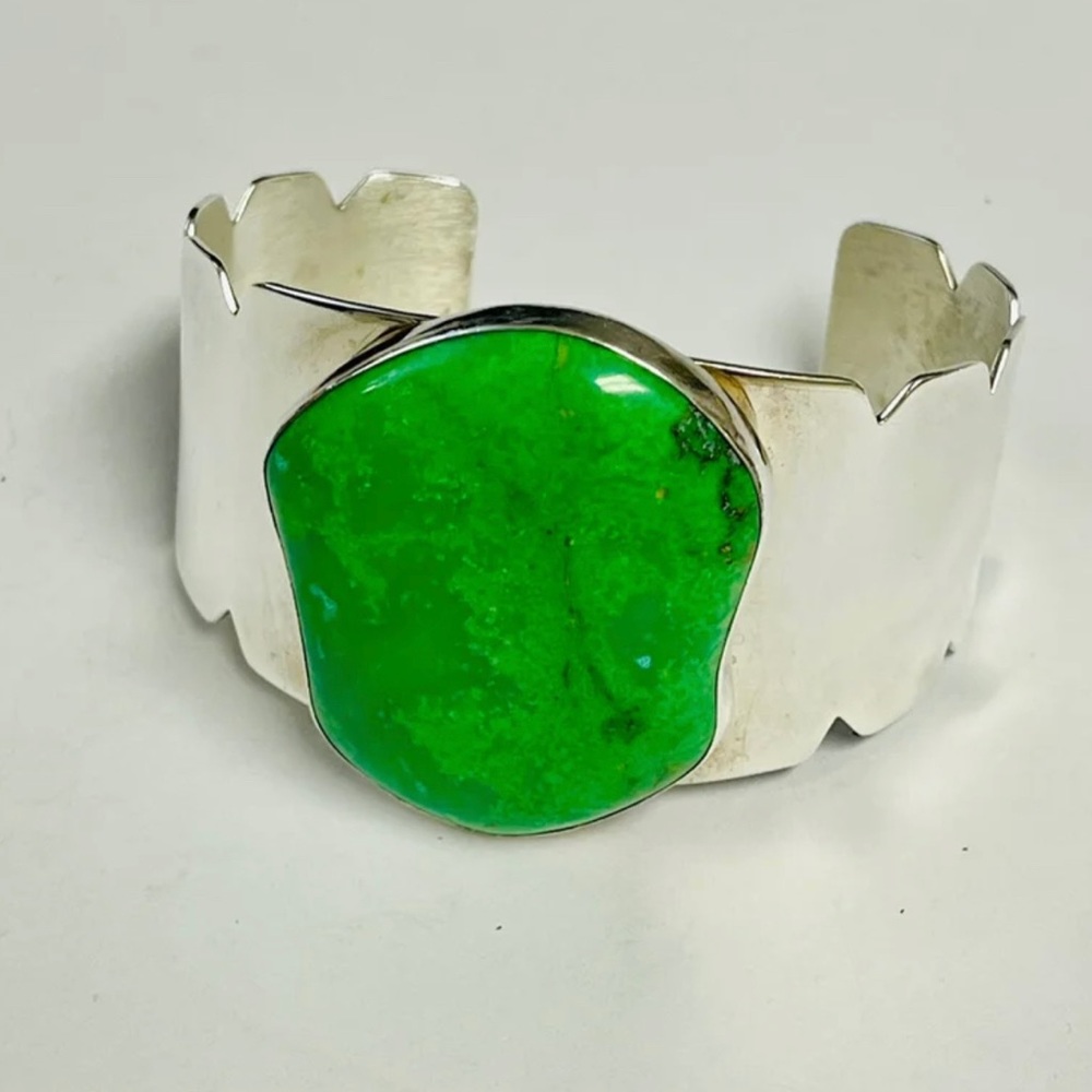 Vintage Jay King DTR Sterling Silver Green Stone Cuff Bracelet